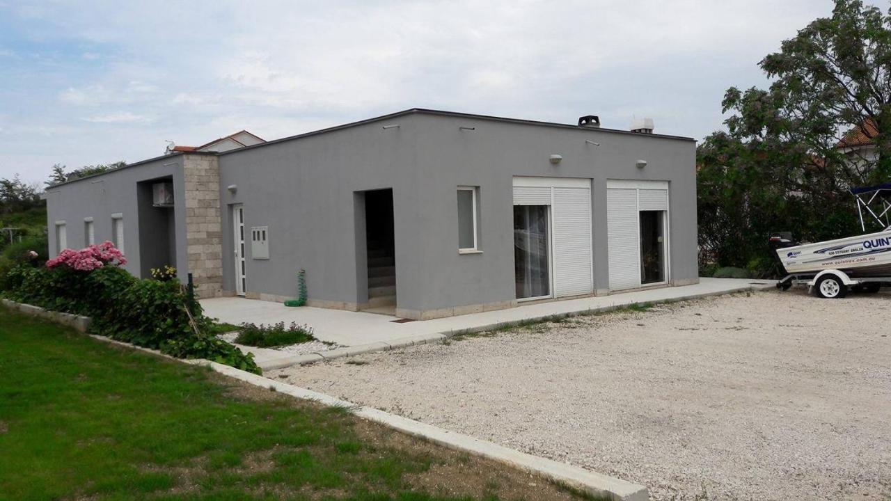 Apartments With A Parking Space Nin, Zadar - 13571 Экстерьер фото