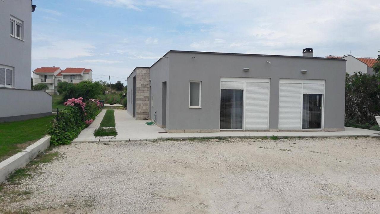 Apartments With A Parking Space Nin, Zadar - 13571 Экстерьер фото